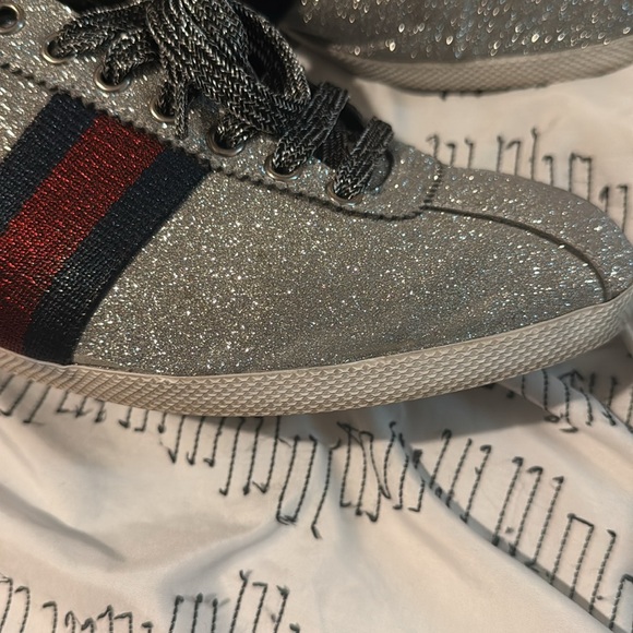 Authentic GLITTERING SPIKED LOW TOP Gucci TRAINERS - Picture 8 of 11